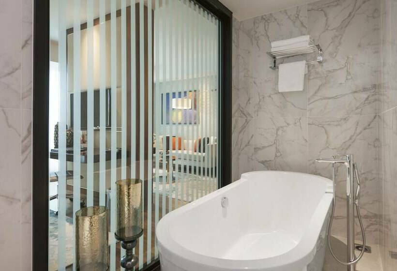 Suite King Bed, Elite World Grand Istanbul Kucukyali