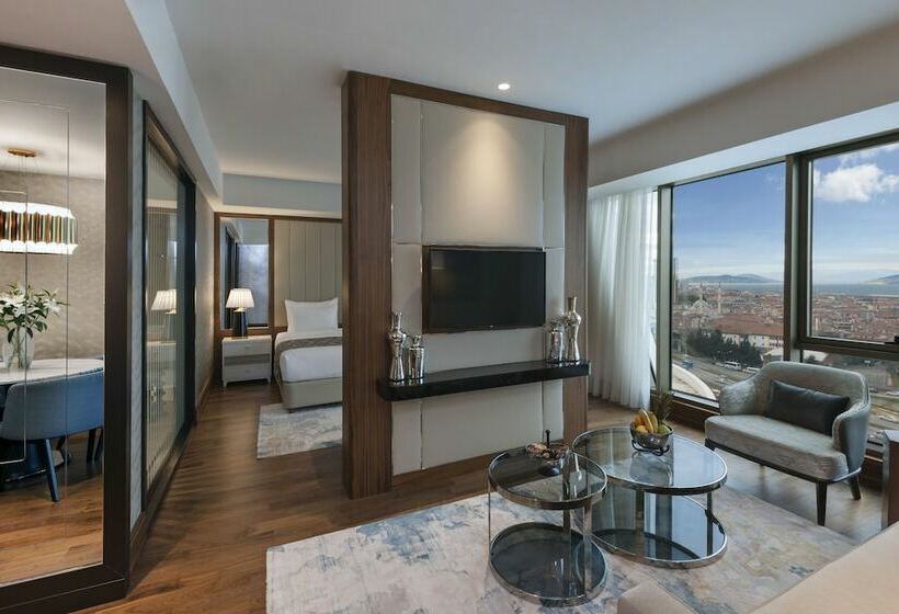 Suite King Bed, Elite World Grand Istanbul Kucukyali