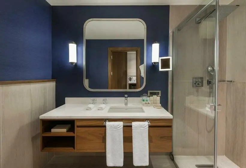 Deluxe Room King Size Bed, Elite World Grand Istanbul Kucukyali