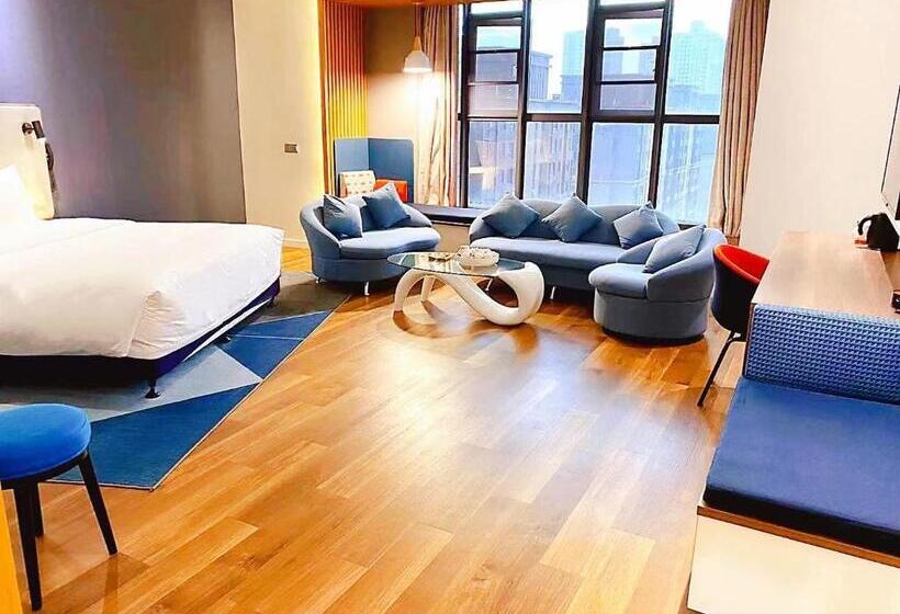 Superior Oda, Holiday Inn Express   Wuhan Optical Valley, An Ihg