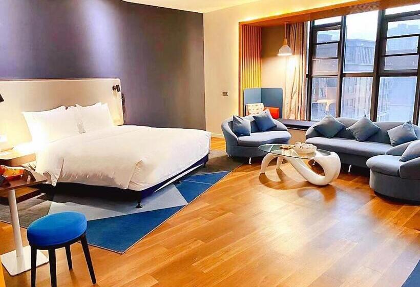 Superior Oda, Holiday Inn Express   Wuhan Optical Valley, An Ihg