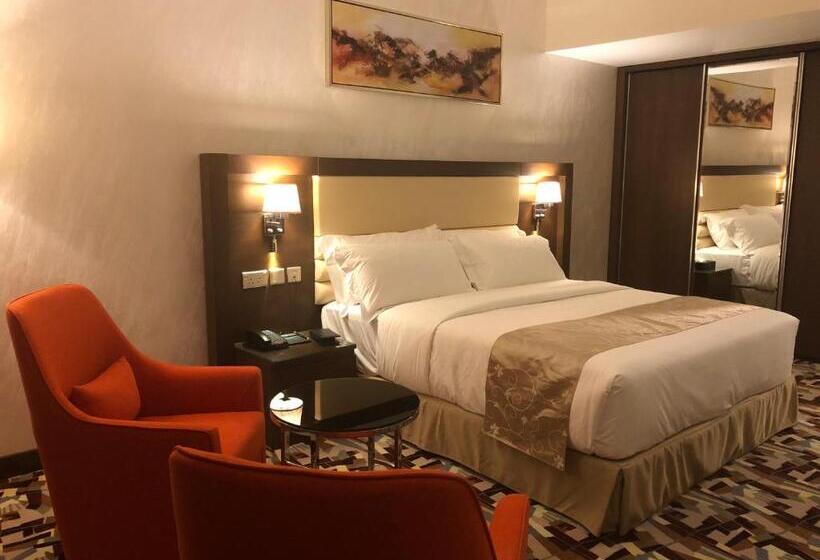 سوییت اجرایی, Al Murooj Grand