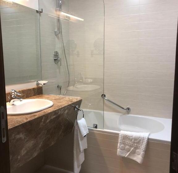 اتاق لوکس, Al Murooj Grand