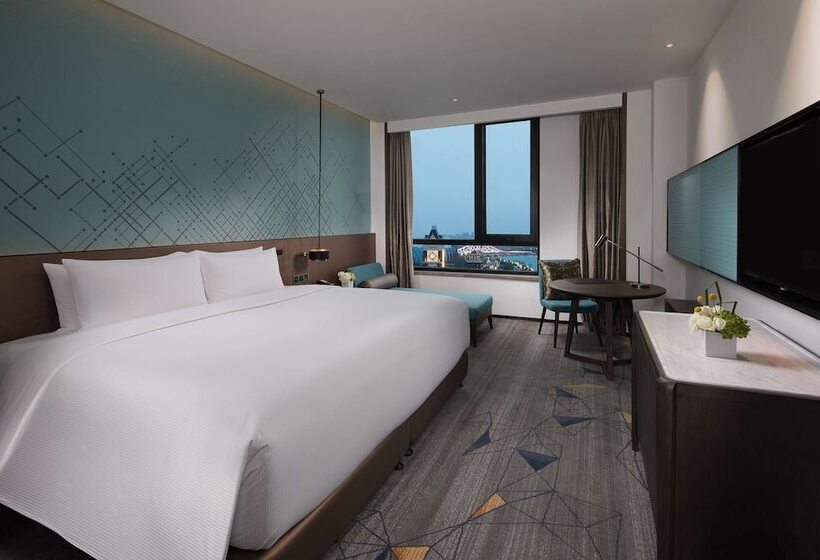 Номер Стандарт Двуспальная Кровать, Doubletree By Hilton Qingdao Oriental Movie Metropolis