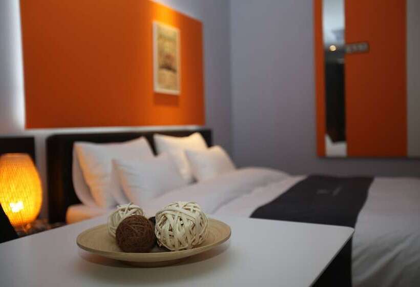 חדר דלוקס, Gimpo Pentastar