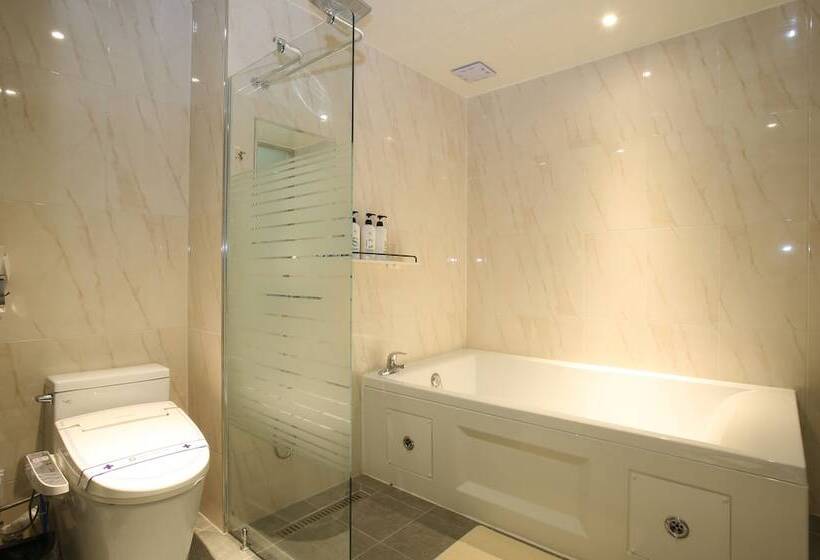 חדר סטנדרט, Gimpo Pentastar