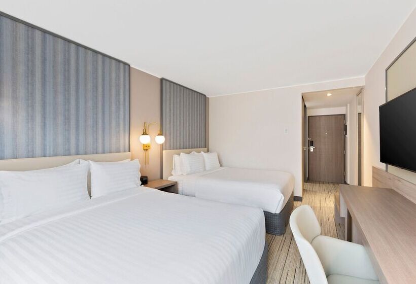 带2个双人床的标准工作室, Holiday Inn Express Lima San Isidro, An Ihg