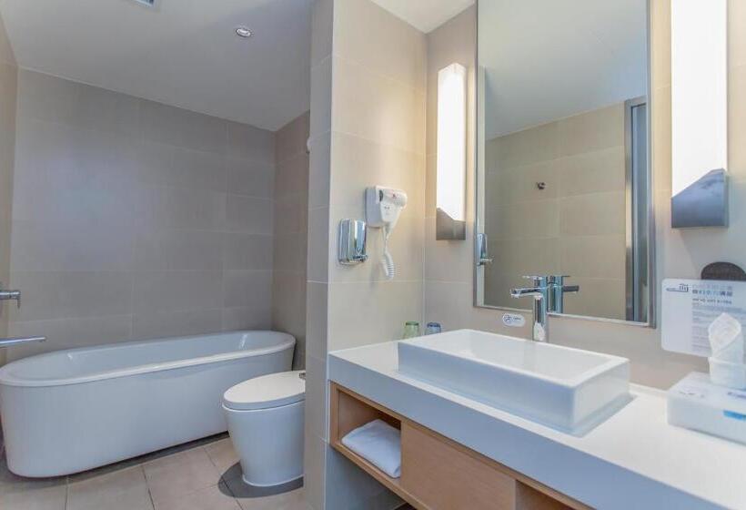 סוויטה, Holiday Inn Express Ya An City Center By Ihg