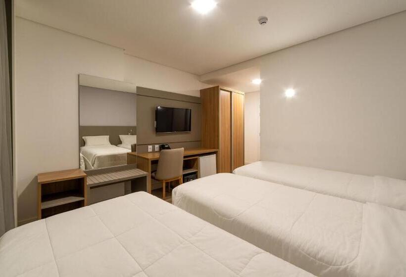 디럭스 트리플 룸, Laghetto Rio Grande