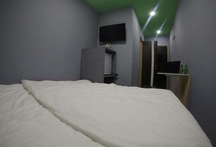 Quarto Estandar, Quantroom