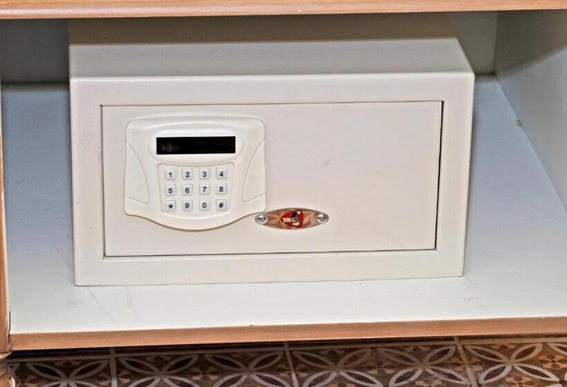 Standard Room, Sirkeci Gar