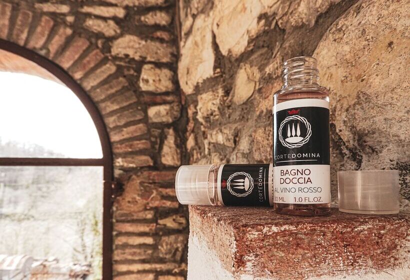 חדר רומנטי, Tenuta Cortedomina