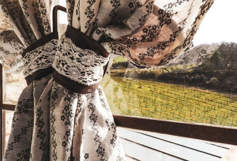 חדר רומנטי, Tenuta Cortedomina