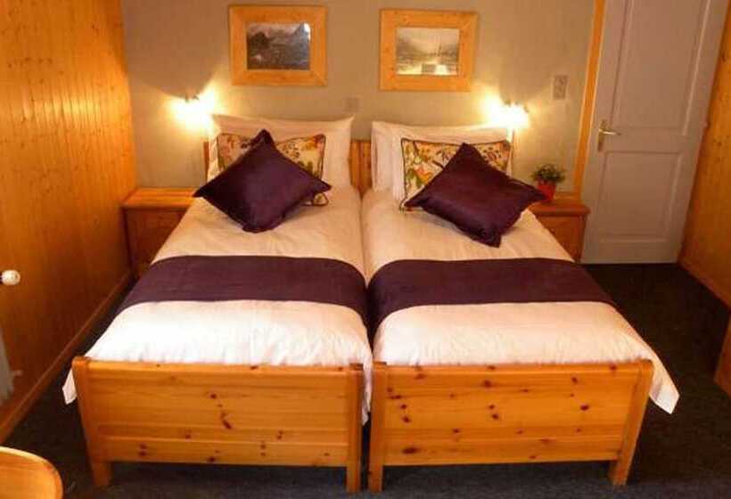 اتاق راحتی, De La Poste