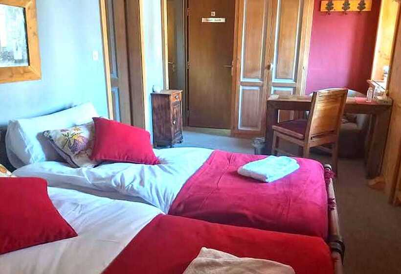 اتاق راحتی, De La Poste