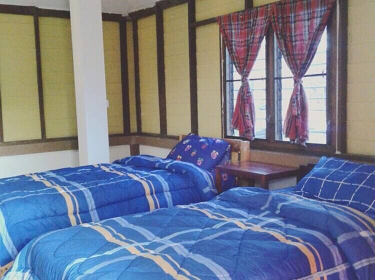 Кровать в Общей Комнате, Happy House Backpacker   Hostel