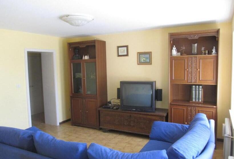 浴室共有ファミリールーム, Alloggio Agrituristico Ronchi Di Fornalis