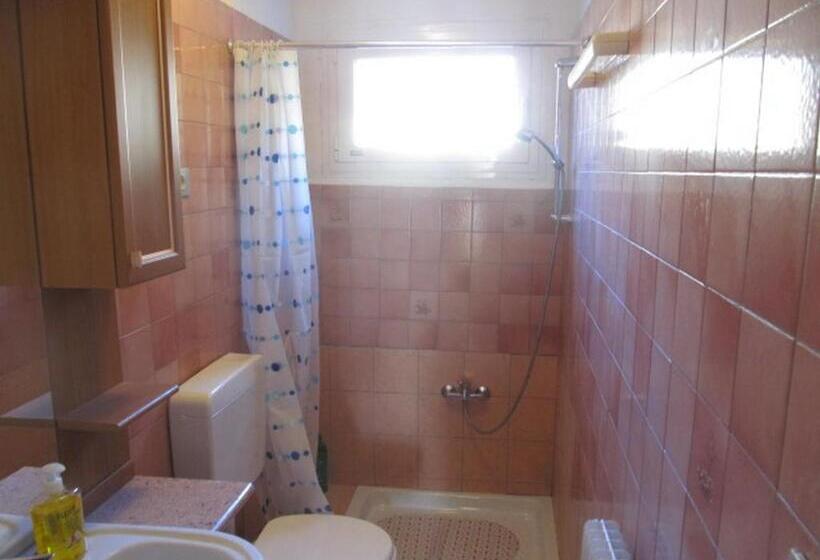 Семейный Номер Совместный Санузел, Alloggio Agrituristico Ronchi Di Fornalis