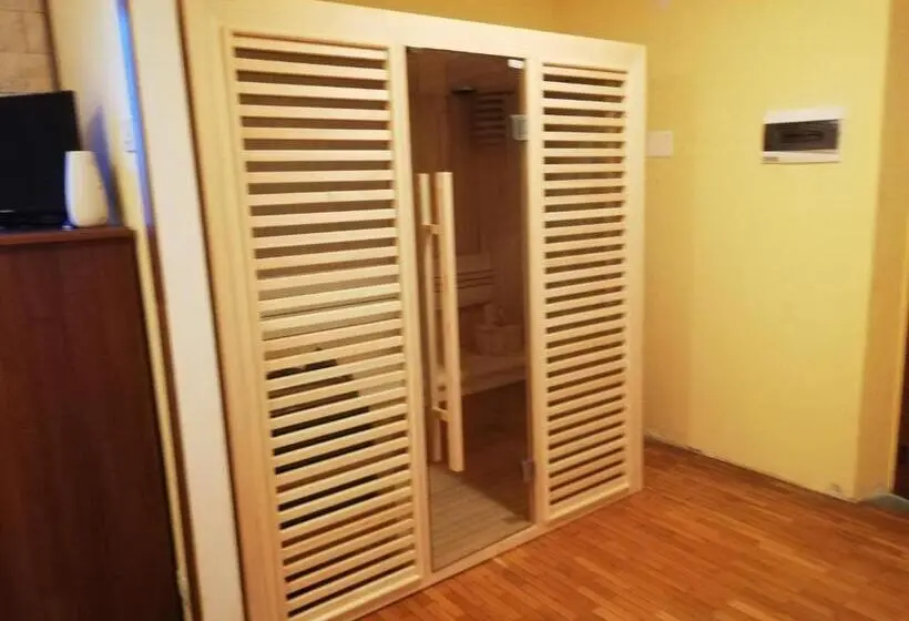 اتاق لوکس, Alloggio Agrituristico Ronchi Di Fornalis