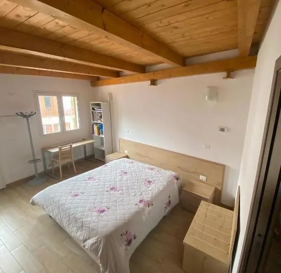 اتاق استاندارد, Alloggio Agrituristico Ronchi Di Fornalis
