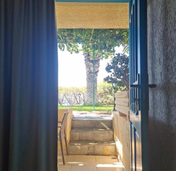 Triple Room Sea View, Artemis