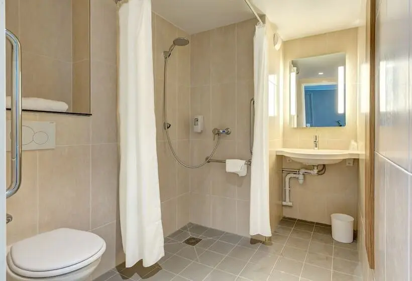 身障者適用スタンダードルーム, B&B Hotel Paris Sud Chatenay Malabry