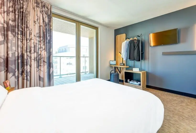 身障者適用スタンダードルーム, B&B Hotel Paris Sud Chatenay Malabry