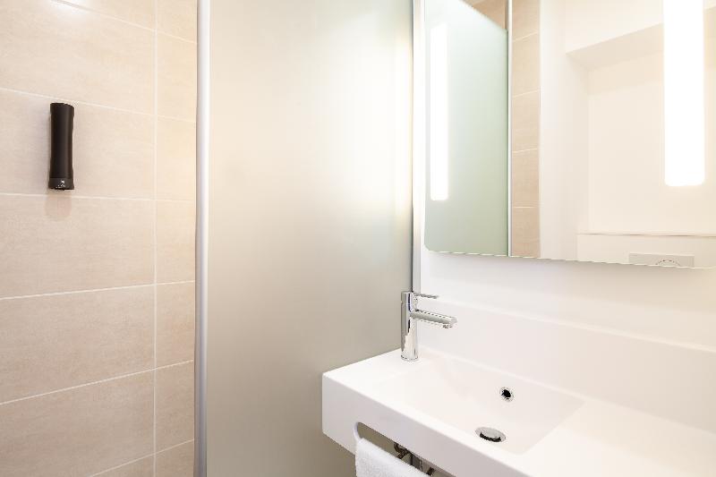 اتاق خانوادگی, B&b Hotel Paris Sud Chatenay Malabry