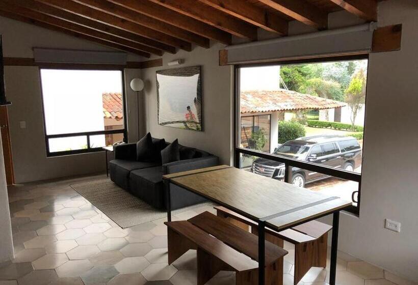 家庭间, Boutique Unico Avandaro