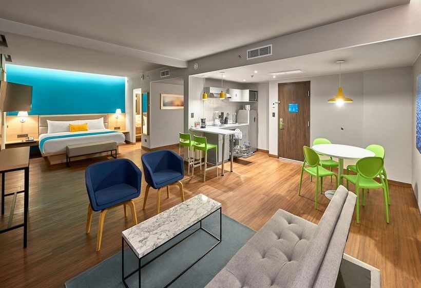 סוויטה, City Express Suites By Marriott Cancún Aeropuerto