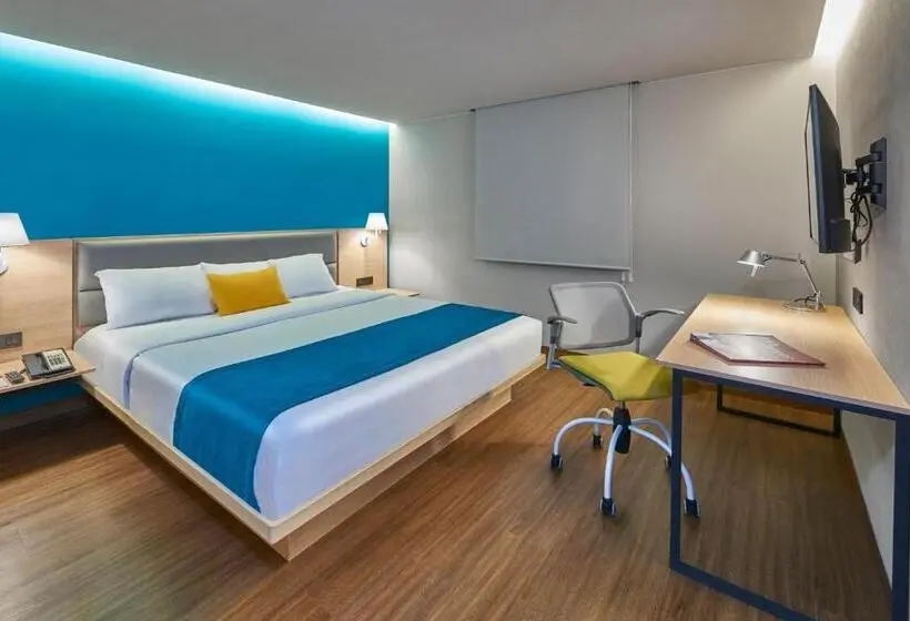 Sviitti King-vuode, City Express Suites By Marriott Cancún Aeropuerto