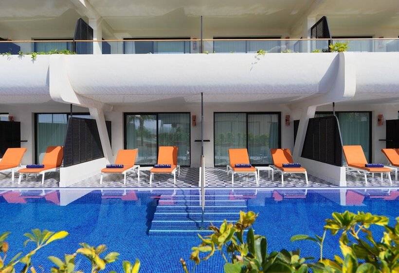 Standard swim-up room, H10 Atlantic Sunset Horizons Collection
