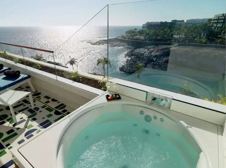 Prestige Suite, H10 Atlantic Sunset Horizons Collection