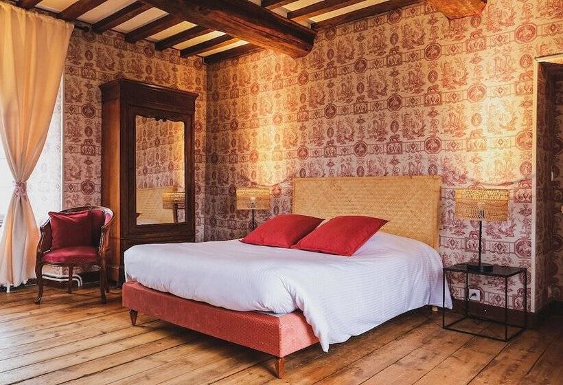 디럭스 룸, Le Château De La Roque Logis Hôtels