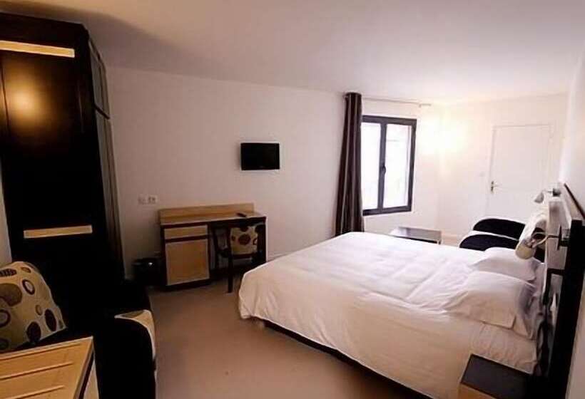 Номер Стандарт, Auberge De La Xaintrie