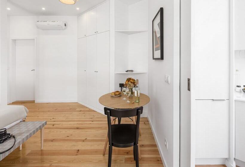 Monolocale Superiore, Lisbon Serviced Apartments   Castelo S. Jorge