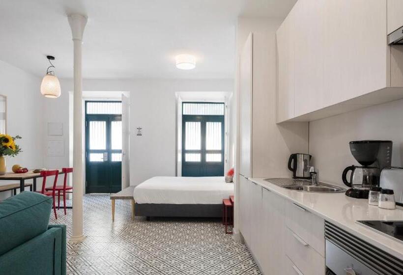 Monolocale Deluxe, Lisbon Serviced Apartments   Castelo S. Jorge