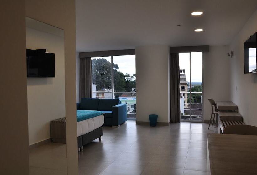 Полулюкс, Vvc Hotel S