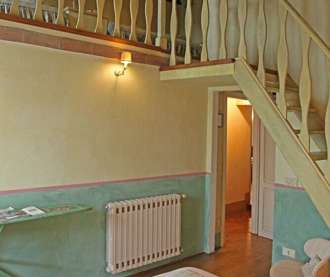 اتاق استاندارد چهار تخته, Agriturismo Tara