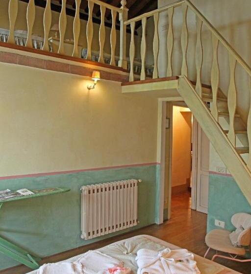 اتاق استاندارد چهار تخته, Agriturismo Tara