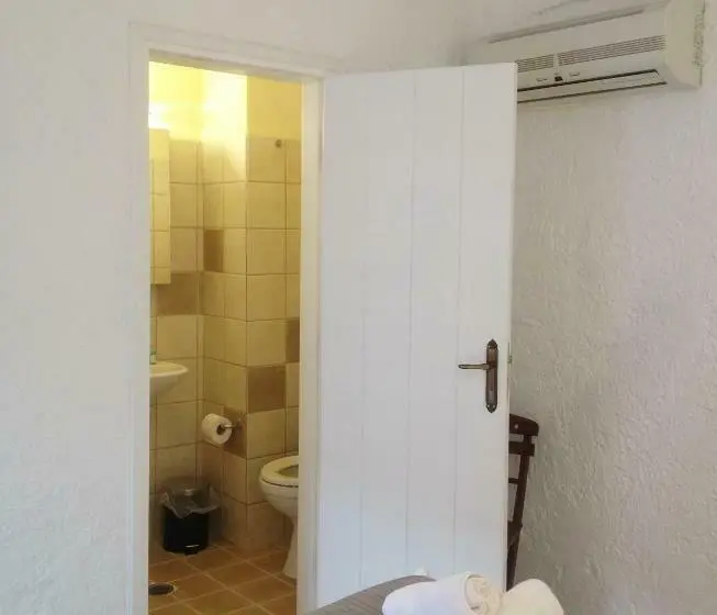 اتاق استاندارد, Auberge 32 | Old Town