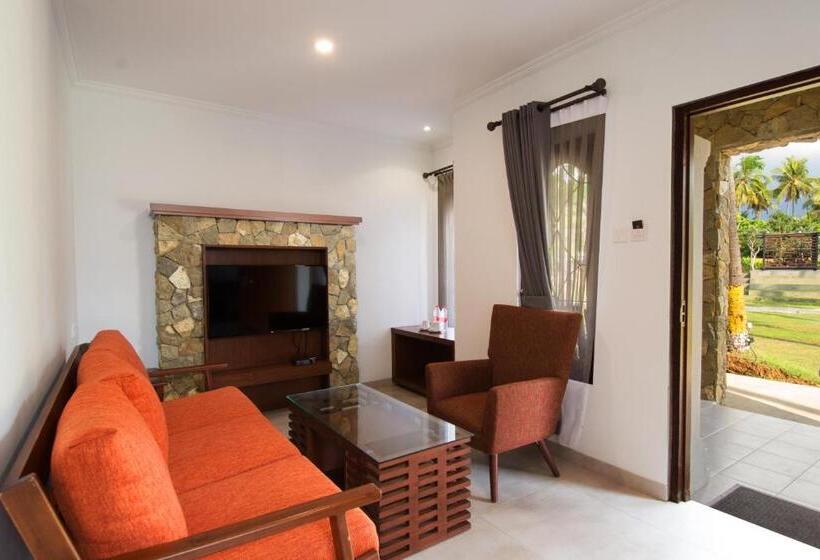 Полулюкс, Brits Resort Lovina