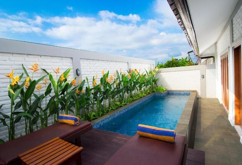 סוויטת ג'וניור, Brits Resort Lovina