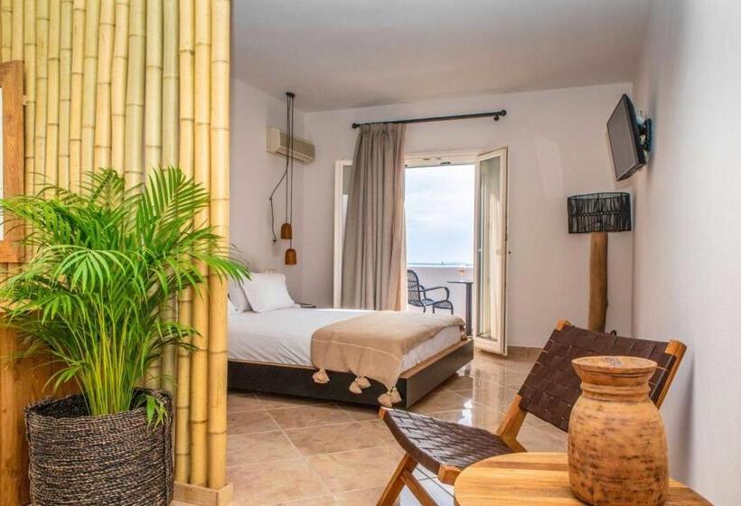 Люкс Панорамный Вид, Ariadne