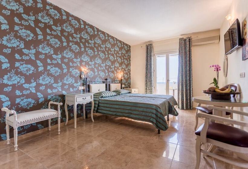 Классический Номер Вид на Море, Ariadne