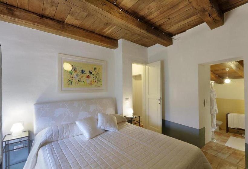 סוויטה משפחתית, Castello Di Postignano Relais