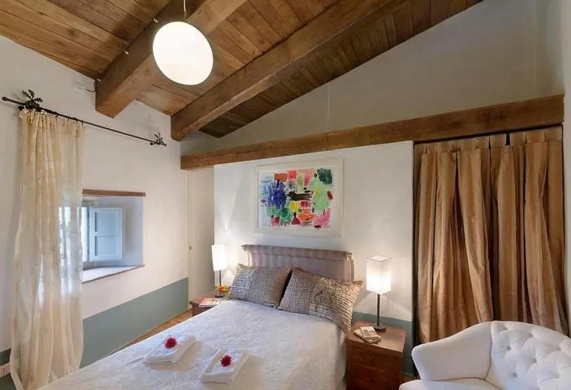 スイート（家族用）, Castello Di Postignano Relais