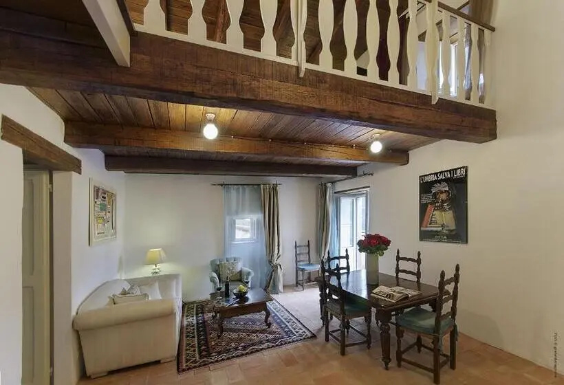 テラス付スイート, Castello Di Postignano Relais