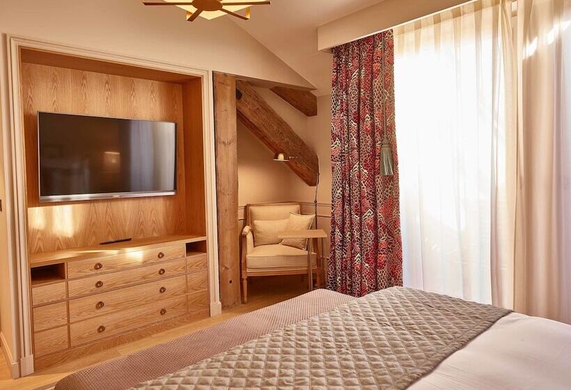 ジュニアスイート, Chais Monnet & Spa