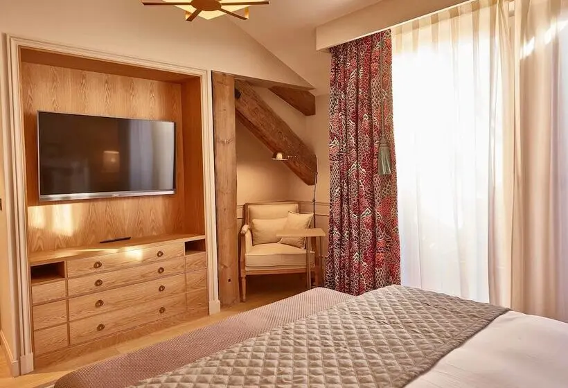 Junior Suite, Chais Monnet & Spa